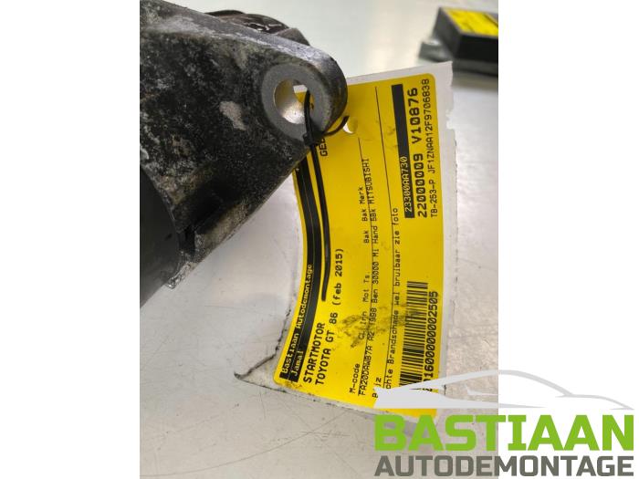 Startmotor van een Toyota GT 86 (ZN) 2.0 16V 2015