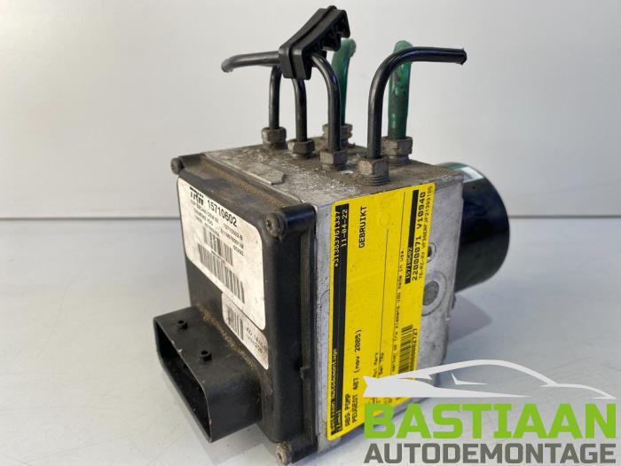 Gebruikte ABS Pomp Peugeot 407 SW (6E) 2.0 16V Prijs € 61,00 Margeregeling aangeboden door Bastiaan Autodemontage