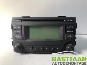 Gebruikte Radio CD Speler Hyundai iX20 (JC) 1.4 CRDi 16V Prijs op aanvraag aangeboden door Bastiaan Autodemontage