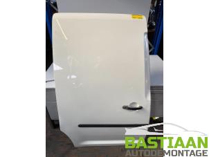 Gebruikte Schuifdeur rechts Volkswagen Caddy III (2KA,2KH,2CA,2CH) 2.0 SDI Prijs € 185,00 Margeregeling aangeboden door Bastiaan Autodemontage