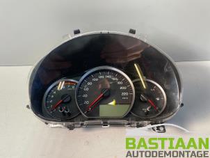 Gebruikte Instrumentenpaneel Toyota Yaris III (P13) 1.33 16V Dual VVT-I Prijs € 62,00 Margeregeling aangeboden door Bastiaan Autodemontage