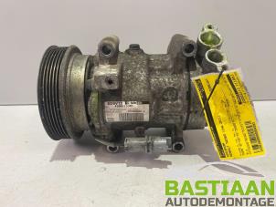 Gebruikte Pomp Airco Renault Twingo II (CN) 1.5 dCi 90 FAP Prijs € 62,10 Margeregeling aangeboden door Bastiaan Autodemontage