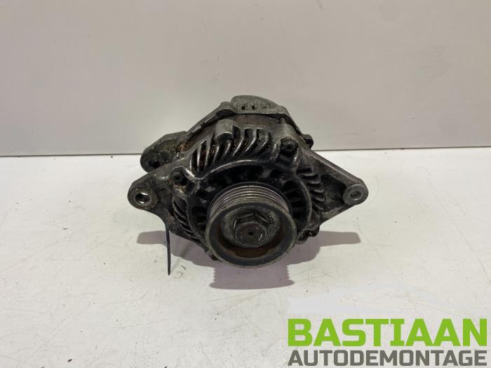 Gebruikte Dynamo Mitsubishi Colt CZC 1.5 16V Prijs € 32,00 Margeregeling aangeboden door Bastiaan Autodemontage