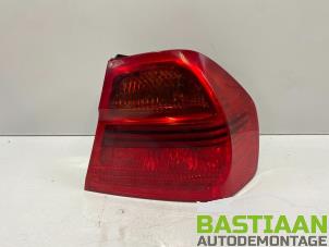 Gebruikte Achterlicht rechts BMW 3 serie (E90) 318d 16V Prijs € 27,00 Margeregeling aangeboden door Bastiaan Autodemontage
