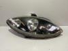 Seat Toledo (5P2) 2.0 FSI 16V Koplamp rechts