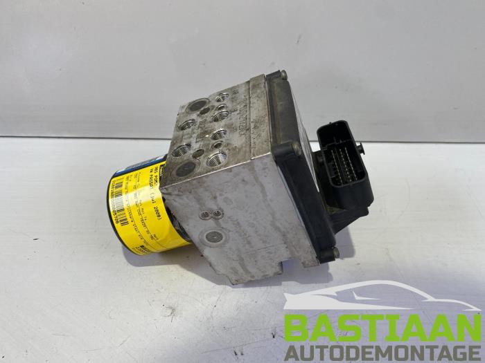 Gebruikte ABS Pomp Volkswagen Passat Variant (3C5) 1.4 TSI 16V EcoFuel Prijs € 75,00 Margeregeling aangeboden door Bastiaan Autodemontage