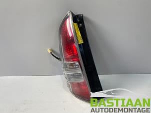 Gebruikte Achterlicht links Daihatsu Sirion 2 (M3) 1.0 12V DVVT Prijs € 29,99 Margeregeling aangeboden door Bastiaan Autodemontage