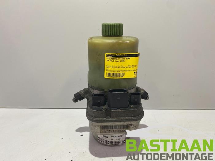 Gebruikte Servopomp Volkswagen Polo V (6R) 1.2 12V Prijs € 116,00 Margeregeling aangeboden door Bastiaan Autodemontage