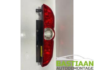 Gebruikte Achterlicht links Opel Combo Tour 1.4 16V ecoFlex Prijs € 66,00 Margeregeling aangeboden door Bastiaan Autodemontage