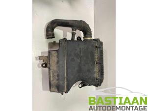 Gebruikte Luchtfilterhuis Opel Combo Tour 1.4 16V ecoFlex Prijs op aanvraag aangeboden door Bastiaan Autodemontage