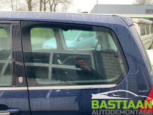 Gebruikte Ruit Extra 4Deurs links-achter Ford Galaxy (WA6) 2.0 16V Prijs op aanvraag aangeboden door Bastiaan Autodemontage