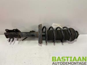 Gebruikte Mac Phersonpoot rechts-voor Opel Corsa D 1.0 Prijs € 46,00 Margeregeling aangeboden door Bastiaan Autodemontage