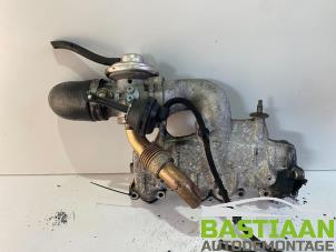 Gebruikte Inlaatspruitstuk Volkswagen Passat Variant (3B6) 1.9 TDI 100 Prijs € 46,00 Margeregeling aangeboden door Bastiaan Autodemontage