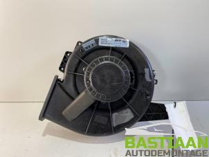 Gebruikte Chaufage Ventilatiemotor Volkswagen Polo V (6R) 1.6 TDI 16V 105 Prijs € 34,99 Margeregeling aangeboden door Bastiaan Autodemontage