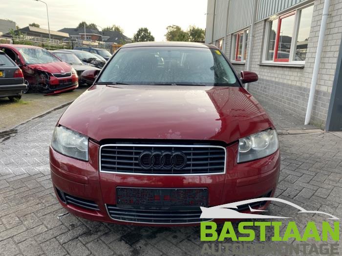 Gebruikte Voorbumper Audi A3 (8P1) 2.0 16V FSI Prijs € 149,99 Margeregeling aangeboden door Bastiaan Autodemontage