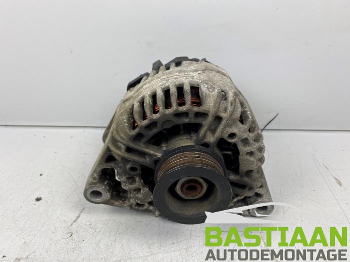 Gebruikte Dynamo Opel Corsa D 1.4 16V Twinport Prijs € 39,99 Margeregeling aangeboden door Bastiaan Autodemontage