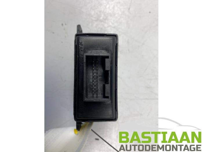 Gebruikte Computer hoogteregeling Audi TT (8N3) 1.8 T 20V Quattro Prijs € 34,99 Margeregeling aangeboden door Bastiaan Autodemontage