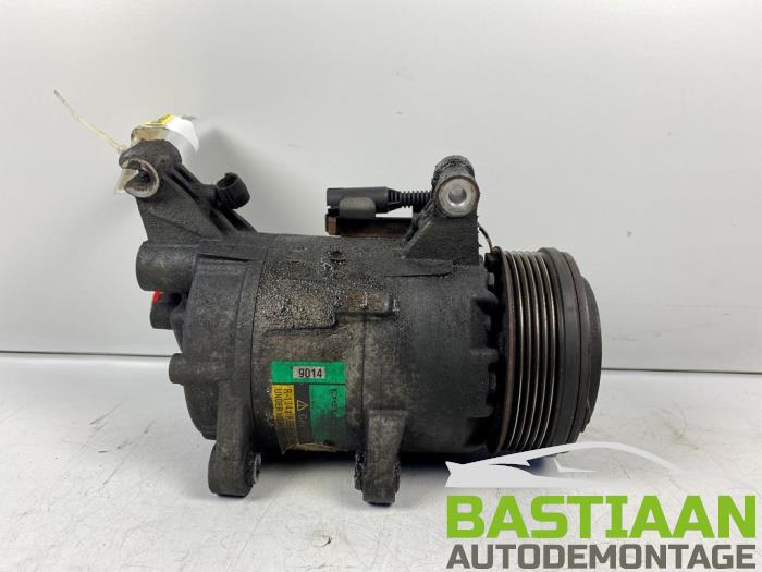 Gebruikte Aircopomp Mini Mini Cooper S (R53) 1.6 16V Prijs € 80,99 Margeregeling aangeboden door Bastiaan Autodemontage