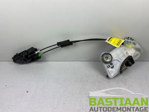 Gebruikte Slotmechaniek Portier 4Deurs links-voor Citroen C1 1.0 Vti 68 12V Prijs € 29,99 Margeregeling aangeboden door Bastiaan Autodemontage