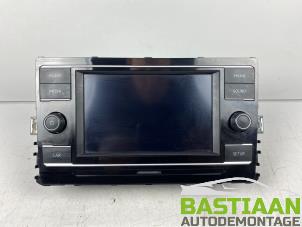 Gebruikte Radio Volkswagen Golf Sportsvan (AUVS) 1.6 TDI BMT 16V Prijs € 399,99 Margeregeling aangeboden door Bastiaan Autodemontage