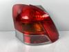 Toyota Yaris II (P9) 1.33 16V Dual VVT-I Achterlicht links