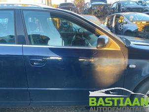 Gebruikte Deur 4Deurs rechts-voor Audi A4 Avant (B7) 2.0 20V Prijs € 124,99 Margeregeling aangeboden door Bastiaan Autodemontage