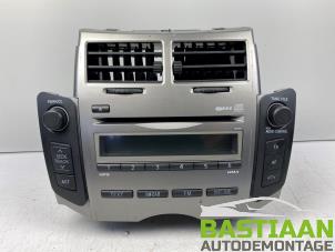 Gebruikte Radio CD Speler Toyota Yaris II (P9) 1.33 16V Dual VVT-I Prijs € 74,99 Margeregeling aangeboden door Bastiaan Autodemontage