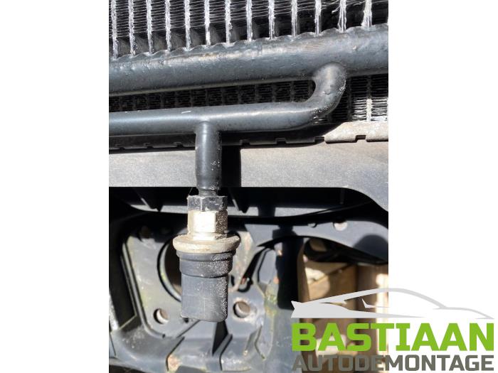 Airco Condensor van een Audi A4 Avant (B7) 2.5 TDI V6 24V 2005