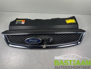 Gebruikte Grille Ford Focus 2 Wagon 1.6 16V Prijs € 69,99 Margeregeling aangeboden door Bastiaan Autodemontage