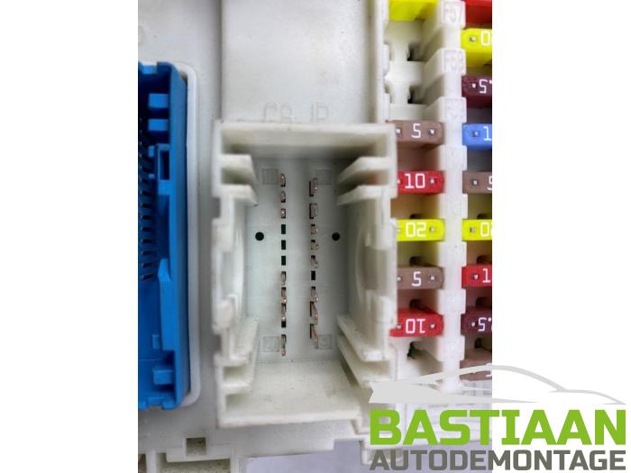 Computer Body Control van een Ford Focus 3 Wagon 1.0 Ti-VCT EcoBoost 12V 100 2012