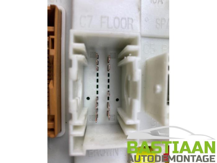 Computer Body Control van een Ford Focus 3 Wagon 1.0 Ti-VCT EcoBoost 12V 100 2012