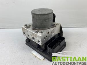 Gebruikte ABS Pomp Volkswagen Up! (121) 1.0 12V 60 Prijs € 67,00 Margeregeling aangeboden door Bastiaan Autodemontage