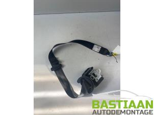 Gebruikte Veiligheidsgordel links-voor Volkswagen Golf VI (5K1) 1.6 TDI 16V Prijs € 69,90 Margeregeling aangeboden door Bastiaan Autodemontage