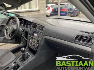 Gebruikte Airbag set + dashboard Volkswagen Golf VII (AUA) 1.2 TSI 16V Prijs € 999,99 Margeregeling aangeboden door Bastiaan Autodemontage