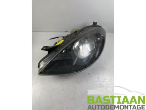 Gebruikte Linker Koplamp Mercedes A (W169) 1.7 A-170 5-Drs. Prijs € 49,99 Margeregeling aangeboden door Bastiaan Autodemontage