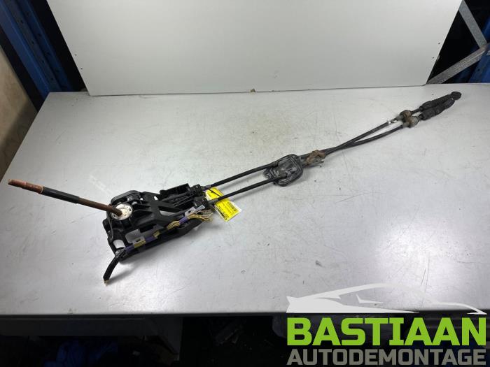 Gebruikte Schakelkabel Versnellingsbak Peugeot 107 1.0 12V Prijs € 75,00 Margeregeling aangeboden door Bastiaan Autodemontage