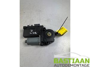 Gebruikte Motor electrisch raam Peugeot 307 CC (3B) 2.0 16V Prijs € 85,49 Margeregeling aangeboden door Bastiaan Autodemontage