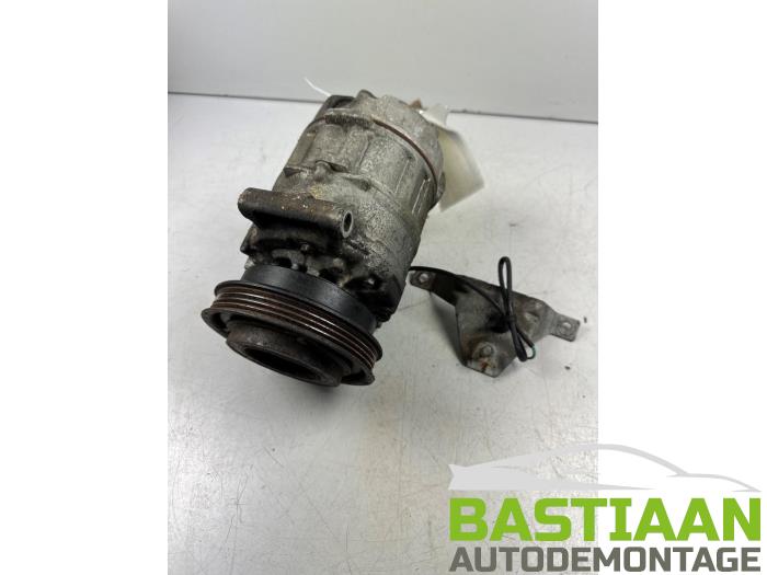 Gebruikte Aircopomp Volkswagen Passat (3B3) 2.0 20V Prijs € 35,99 Margeregeling aangeboden door Bastiaan Autodemontage