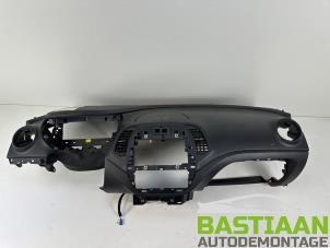 Gebruikte Airbag set + dashboard Renault Captur (2R) 0.9 Energy TCE 12V Prijs € 849,99 Margeregeling aangeboden door Bastiaan Autodemontage