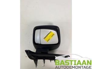 Gebruikte Buitenspiegel links Opel Vivaro 1.6 CDTi BiTurbo 125 Prijs € 107,10 Margeregeling aangeboden door Bastiaan Autodemontage