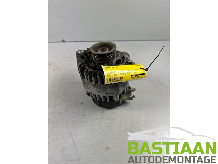Gebruikte Dynamo Peugeot 107 1.0 12V Prijs € 70,00 Margeregeling aangeboden door Bastiaan Autodemontage