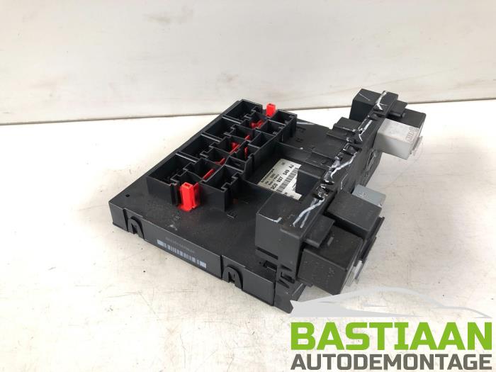 Gebruikte Computer Body Control Volkswagen Golf V (1K1) 1.4 16V Prijs € 34,99 Margeregeling aangeboden door Bastiaan Autodemontage