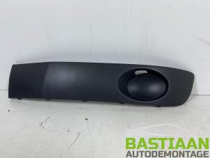 Gebruikte Bumper Rooster Volkswagen Transporter T5 1.9 TDi Prijs € 14,90 Margeregeling aangeboden door Bastiaan Autodemontage