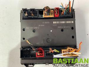 Gebruikte Comfort Module Volkswagen Polo IV (9N1/2/3) 1.4 TDI 70 Prijs € 49,99 Margeregeling aangeboden door Bastiaan Autodemontage