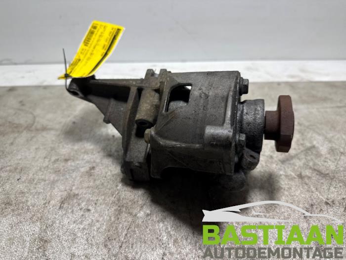 Gebruikte Pomp Servo Volkswagen Golf III Cabrio (1E) 1.8 Prijs € 49,97 Margeregeling aangeboden door Bastiaan Autodemontage