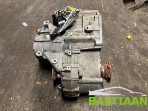 Gebruikte Versnellingsbak Volkswagen Golf VII (AUA) 2.0 TDI 150 16V Prijs € 474,99 Margeregeling aangeboden door Bastiaan Autodemontage