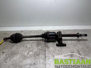 Gebruikte Aandrijfas rechts-voor Mitsubishi ASX 1.8 DI-D HP MIVEC 16V Prijs € 99,97 Margeregeling aangeboden door Bastiaan Autodemontage