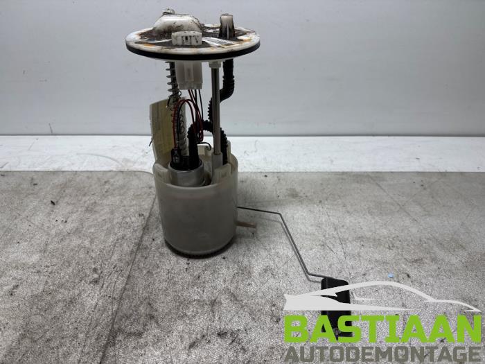 Gebruikte Tank element Pomp Mitsubishi ASX 1.8 DI-D HP MIVEC 16V Prijs € 54,97 Margeregeling aangeboden door Bastiaan Autodemontage