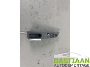 Gebruikte Combischakelaar ramen Suzuki Swift (ZA/ZC/ZD1/2/3/9) 1.3 VVT 16V Prijs € 24,90 Margeregeling aangeboden door Bastiaan Autodemontage