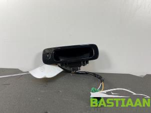 Gebruikte Achterklep Handgreep Suzuki Swift (ZA/ZC/ZD1/2/3/9) 1.3 VVT 16V Prijs € 49,99 Margeregeling aangeboden door Bastiaan Autodemontage